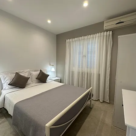 Lejlighed House Garli Psakoudia