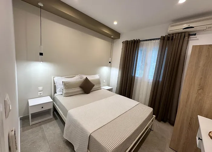 House Garli * Psakoudia
