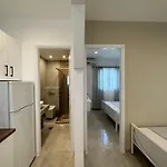 House Garli Апартаменты