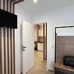 Апартаменты House Garli *