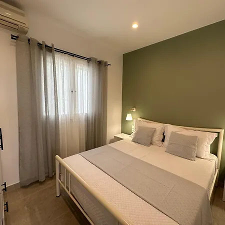 House Garli Apartman Pszakúdia