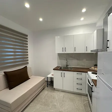 House Garli Apartman *