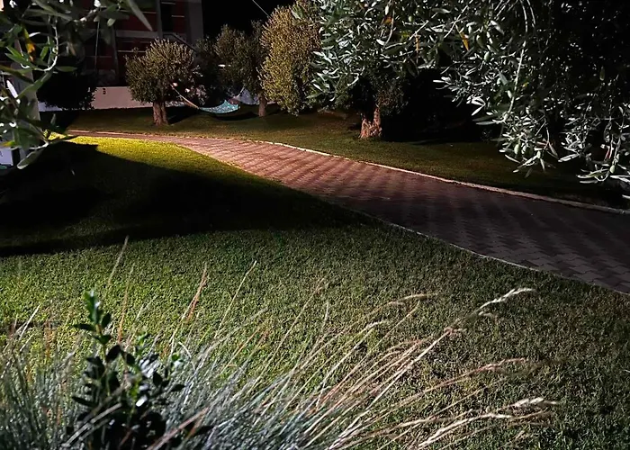 Апартаменты House Garli Псакудия