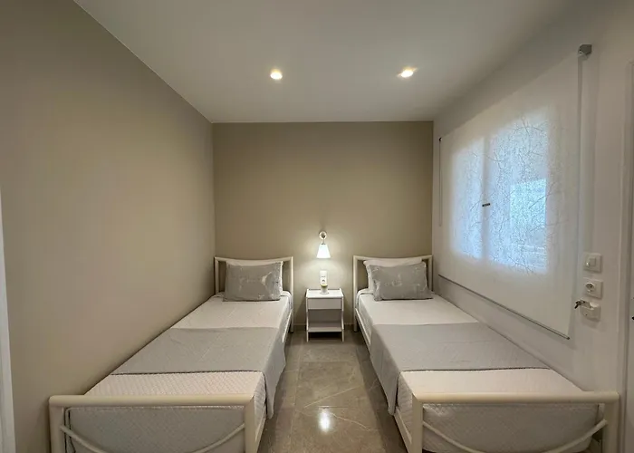 House Garli Псакудия