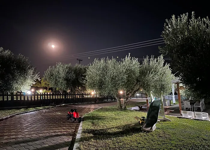 House Garli Апартаменты