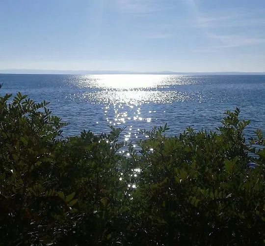 House Garli Апартаменты