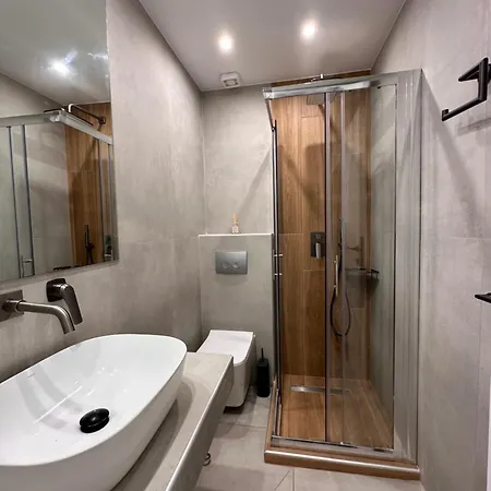 アパート House Garli