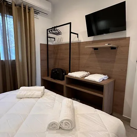 House Garli Premium Hospitality Διαμέρισμα Ψακούδια